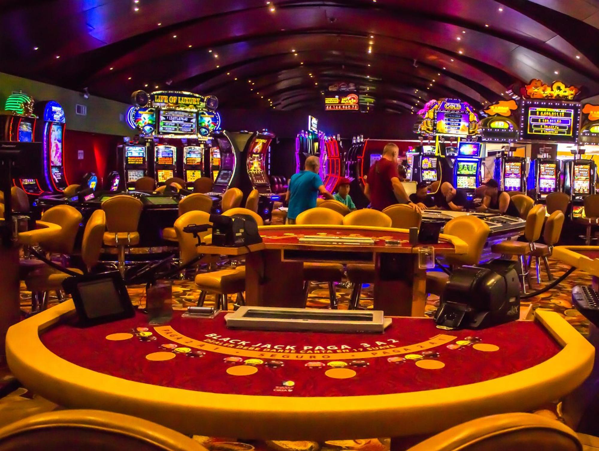 Hotel Almirante Cartagena Colombia Luaran gambar Casino Slots